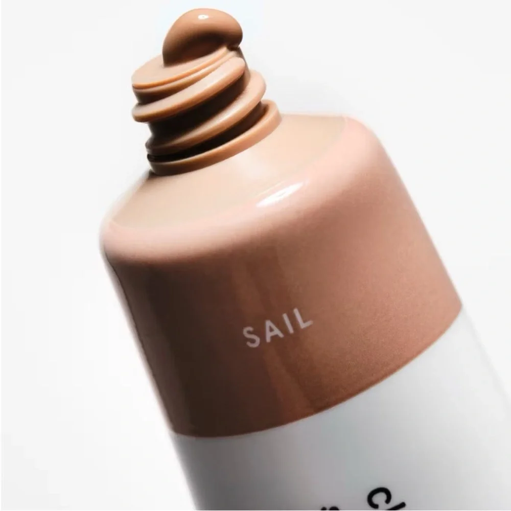 Glossier Sheer Cloud Paint Cheek Color Seamless Bronzer - Sail
